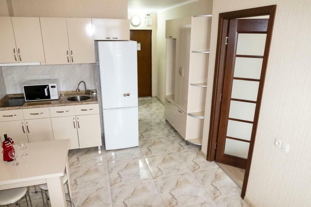 Batumi Orbi Residence Lux Bagian luar foto