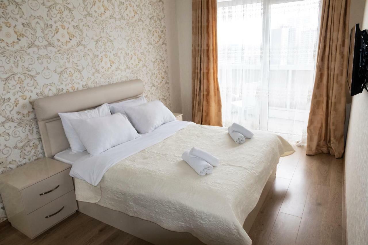 Batumi Orbi Residence Lux Bagian luar foto